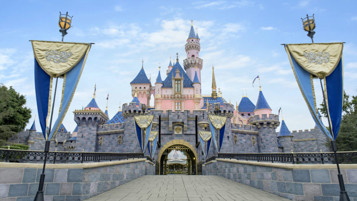 Tips and Tricks for your Visit to the House of Mouse